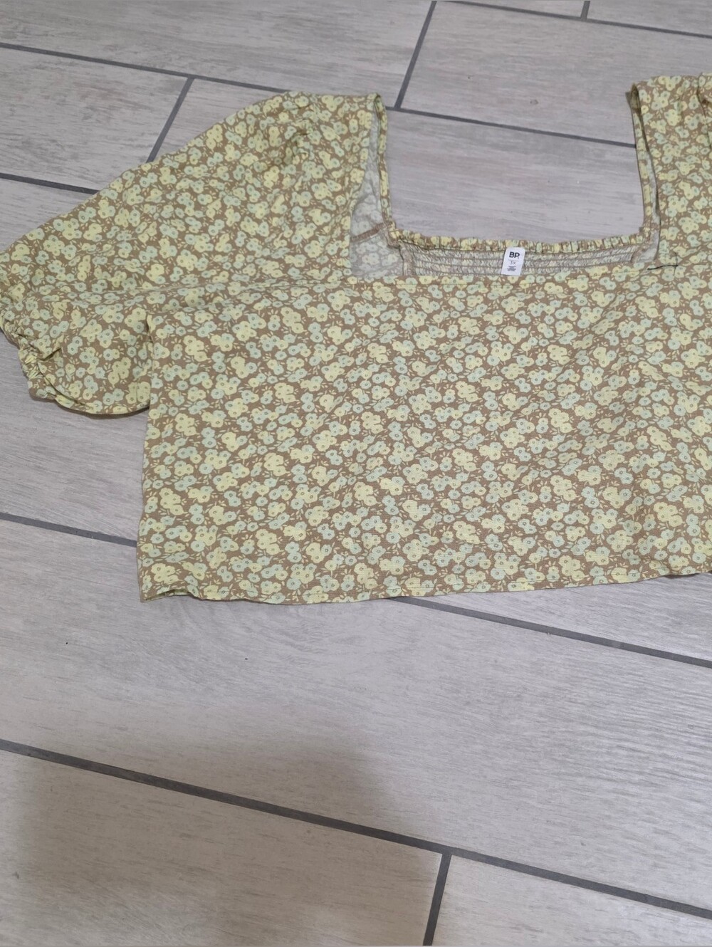 bp Yellow Floral Square Neck Puff-Sleeve Crop Top
